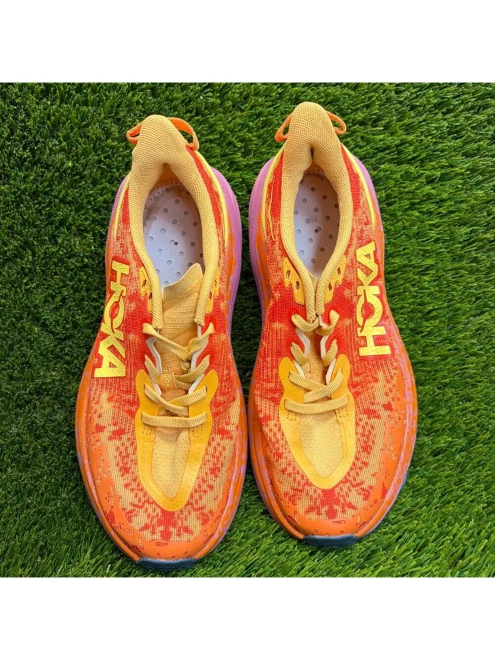 Hoka One One Speedgoat 6 Womens Size 7.5D Orange Athletic Running Shoes Sneakers